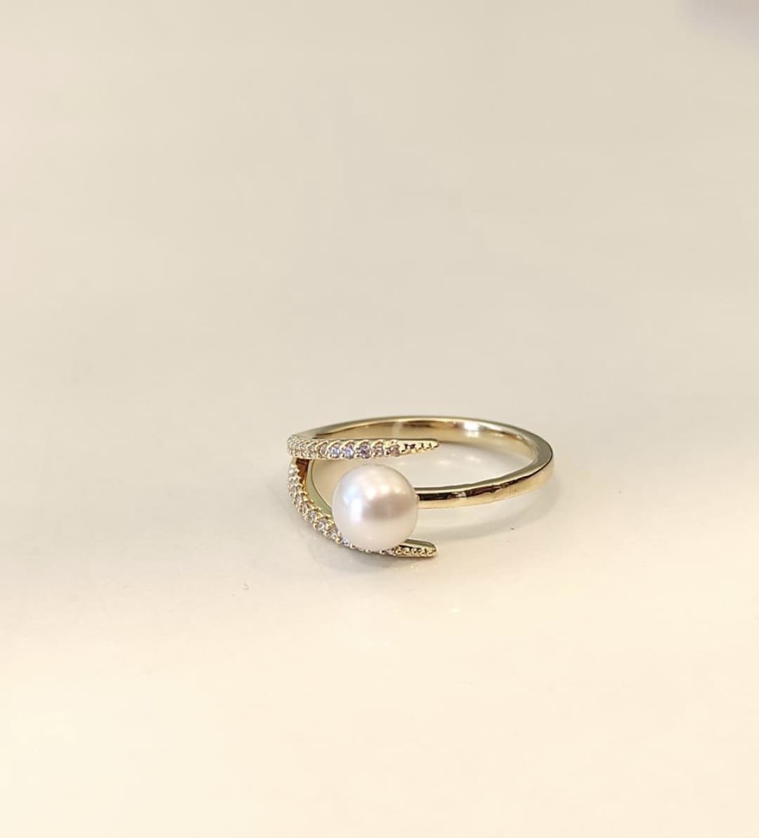Pearl Ring